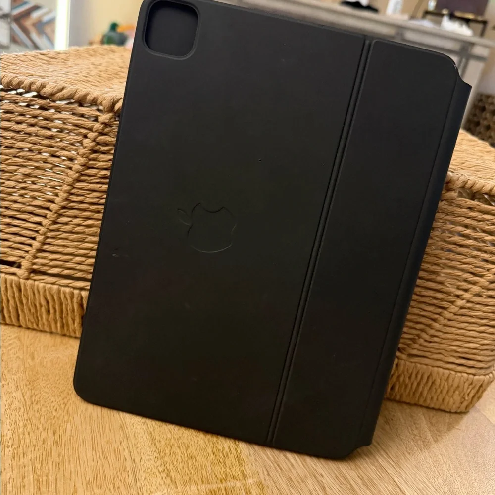 Magic Keyboard for iPad Air 11‑inch